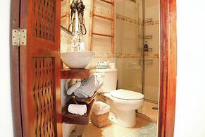 Monyoli Hotel & Boutique