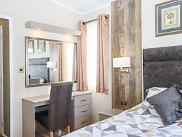 Chestnut Lodge