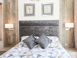 Chestnut Lodge