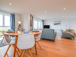 Fistral Retreat