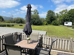 Erw Glas Glamping and Camping