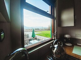 Erw Glas Glamping and Camping