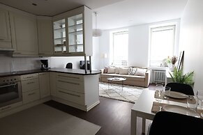 2ndhomes Bright 1BR Home in Kamppi