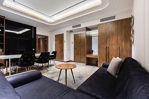Shamsan Airport Hotel