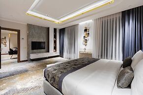 Shamsan Airport Hotel
