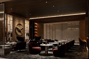 Shamsan Airport Hotel