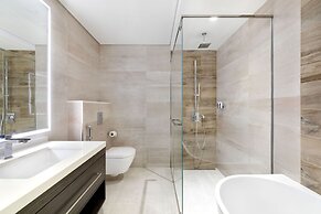 Maison Privee - Tranquil Apt w/ Mesmerizing Views Cls to Marina