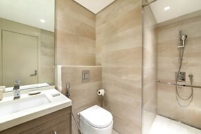 Maison Privee - Tranquil Apt w/ Mesmerizing Views Cls to Marina