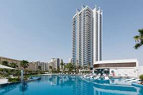 Maison Privee - Tranquil Apt w/ Mesmerizing Views Cls to Marina