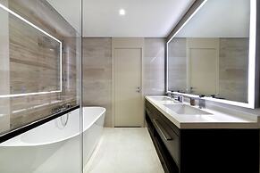 Maison Privee - Tranquil Apt w/ Mesmerizing Views Cls to Marina