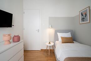 Deluxe 4 Bedrooms Apartment in Athens Center