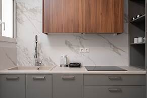 Deluxe 4 Bedrooms Apartment in Athens Center