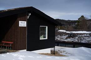 Dombåstun