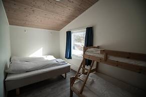 Dombåstun
