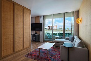Aloft by Marriott Playa del Carmen