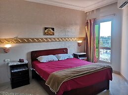 Golden Rose Hotel
