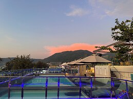 Clarian Hotel Beach Patong