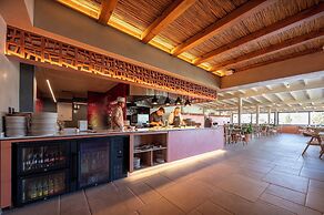 Akti Coast Club