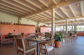 Akti Coast Club