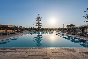 Akti Coast Club