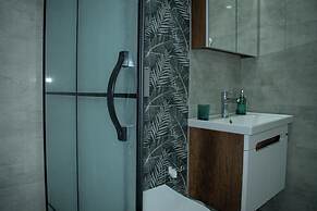 Modern Apartment Near Beach in Muratpasa