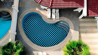 Spectacular Villa With Private Pool in Antalya