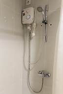 Nice And Minimalist Studio Casa De Parco Apartment Bsd