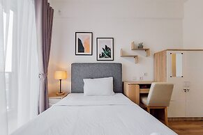 Warm And Simply Studio Apartment At Sky House Bsd