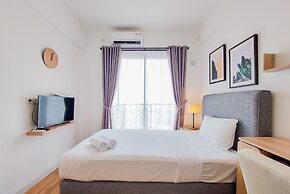 Warm And Simply Studio Apartment At Sky House Bsd