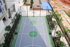 Homey And Minimalist Studio At Vasanta Innopark Apartment