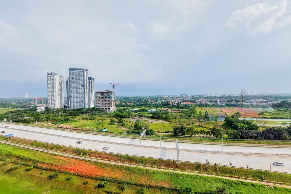 Well Designed And Comfy 2Br Sky House Bsd Apartment