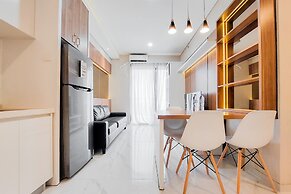 Well Designed And Comfy 2Br Sky House Bsd Apartment