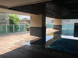 Luxury 2Br Apartment At Tamansari La Grande