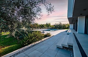 Martincic Residence