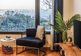 Monnas Bosphorus