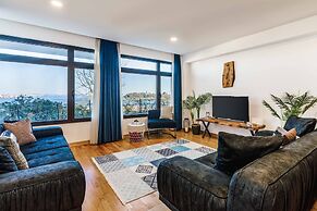 Monnas Bosphorus