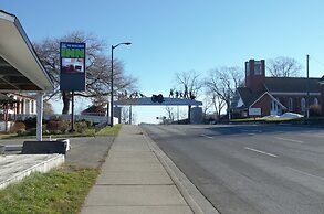 THE HIGHLANDER INN