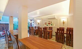 Treebo Lazystay Elite