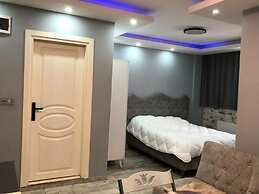 RoyalStar Taksim Family Suites