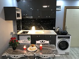 RoyalStar Taksim Family Suites