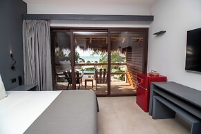 My Blue Hotel