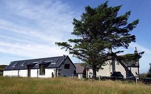 The Smithy House & Cottages