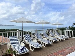 Labrolette Bay-villa-sleeps 8-pool-parking