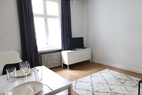 2ndhomes Cozy and Quiet 2BR Apartment