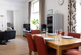 2ndhomes Beautiful 94m2 2BR Home w Sauna