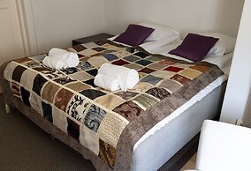 2ndhomes Beautiful 94m2 2BR Home w Sauna