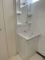 Zenibako House 1F