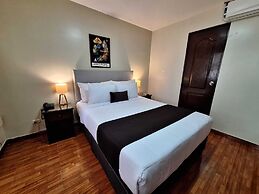 EPIQUS HOTEL