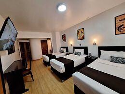 EPIQUS HOTEL