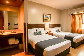 EPIQUS HOTEL
